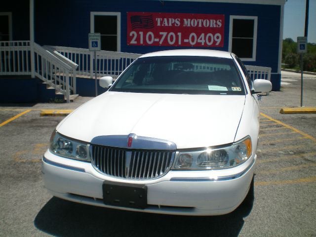 Lincoln Town Car 1998 photo 3