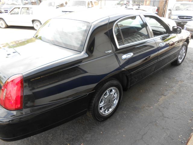 Lincoln Town Car 1999 photo 6