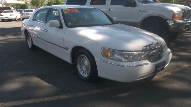 Lincoln Town Car 2001 photo 5