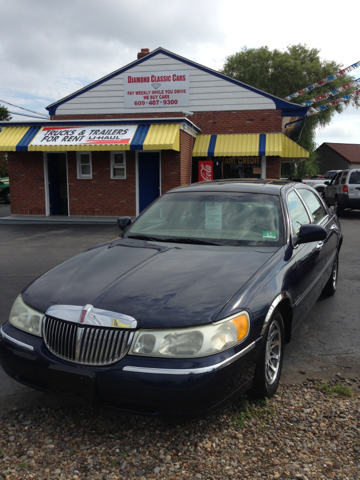 Lincoln Town Car 2001 photo 2