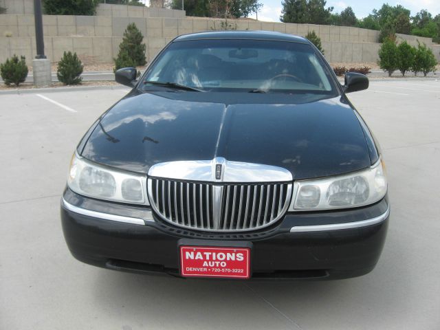 Lincoln Town Car 2002 photo 7