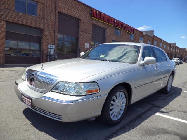 Lincoln Town Car 2003 photo 4