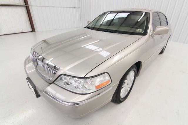 Lincoln Town Car 2003 photo 5