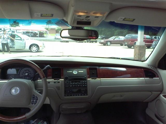 Lincoln Town Car 4dr Sdn SL Auto Sedan