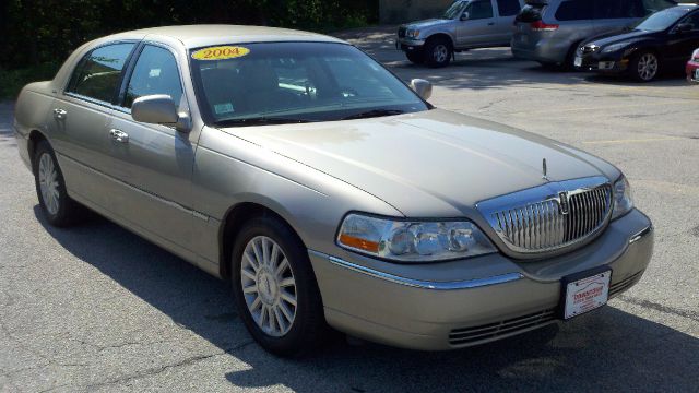 Lincoln Town Car 2004 photo 10