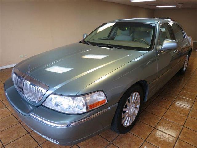 Lincoln Town Car ZR-2 Extended Cab Sedan