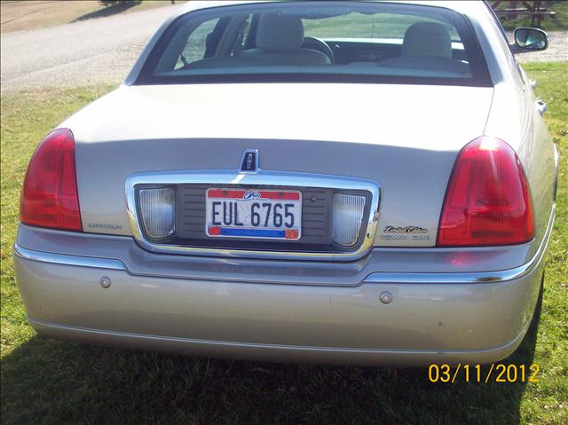 Lincoln Town Car 2005 photo 5