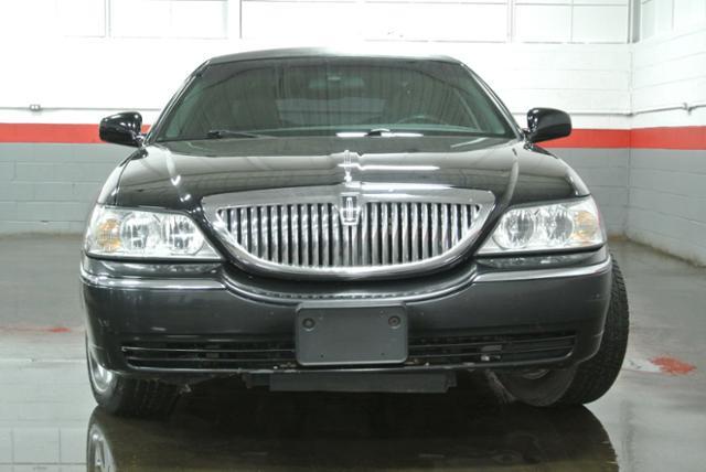 Lincoln Town Car 2006 photo 20