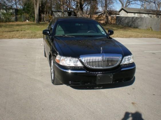 Lincoln Town Car 2006 photo 1