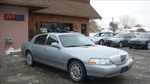 Lincoln Town Car 2006 photo 1