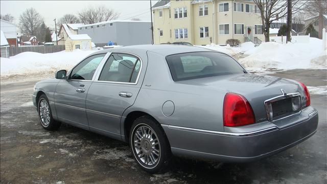 Lincoln Town Car 2006 photo 4