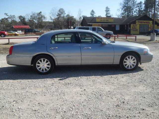 Lincoln Town Car 2006 photo 3