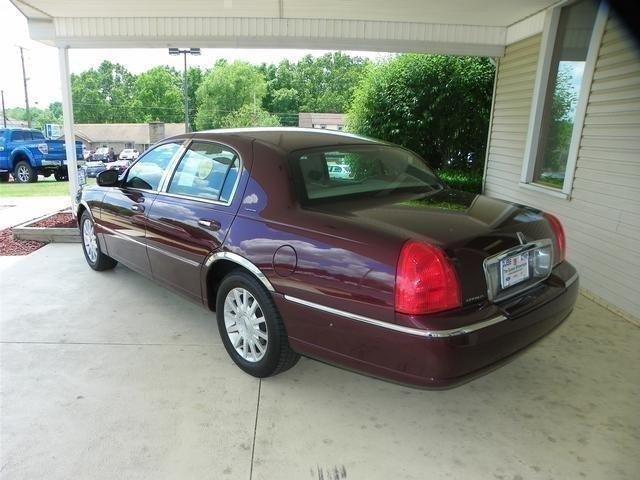 Lincoln Town Car 2006 photo 4