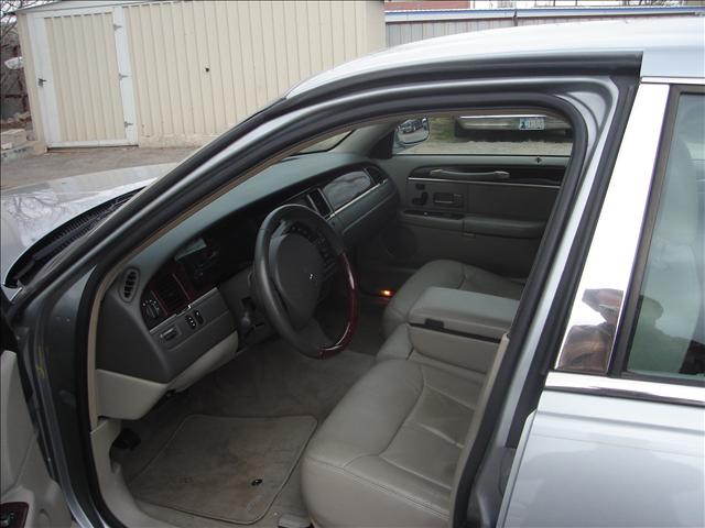 Lincoln Town Car 2006 photo 3