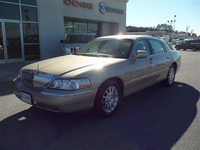 Lincoln Town Car 2006 photo 1