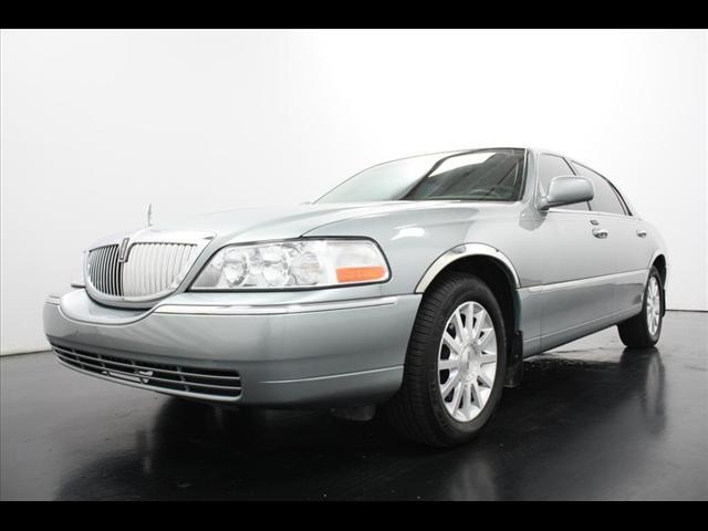 Lincoln Town Car 2006 photo 4