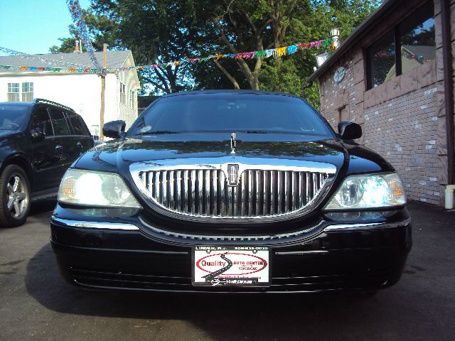 Lincoln Town Car 2007 photo 27