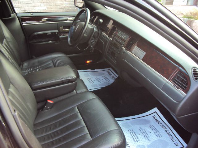 Lincoln Town Car 2007 photo 3