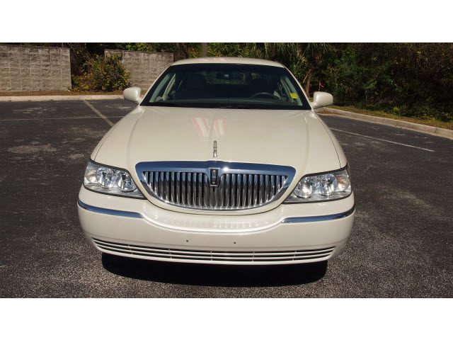 Lincoln Town Car 2007 photo 5