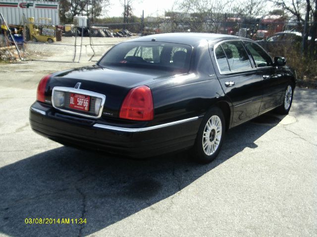 Lincoln Town Car 2007 photo 2