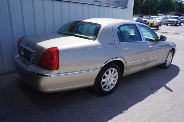 Lincoln Town Car 2007 photo 1