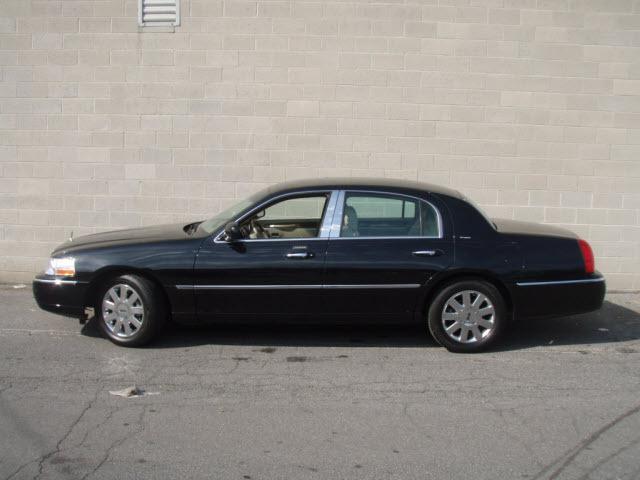 Lincoln Town Car 2007 photo 5