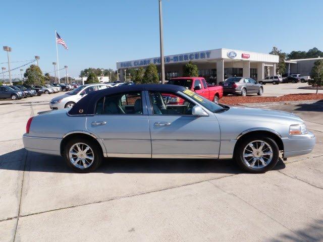 Lincoln Town Car 2007 photo 1