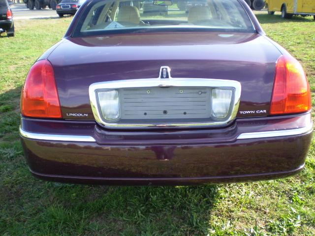 Lincoln Town Car 2007 photo 3