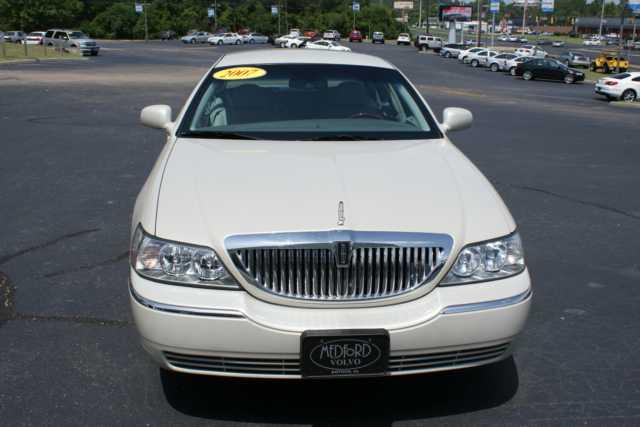 Lincoln Town Car 2007 photo 4