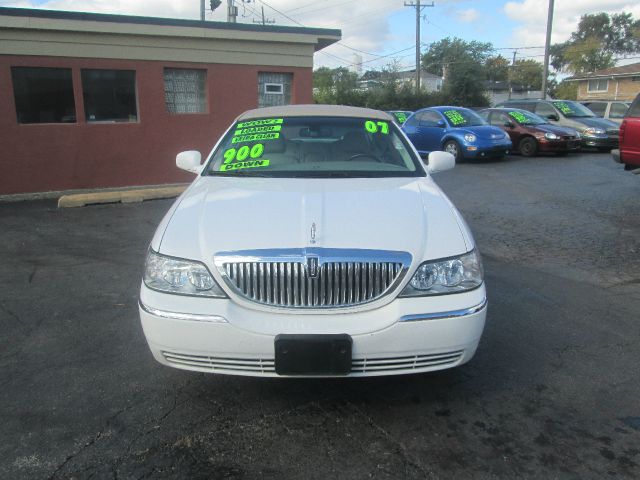 Lincoln Town Car 2007 photo 3