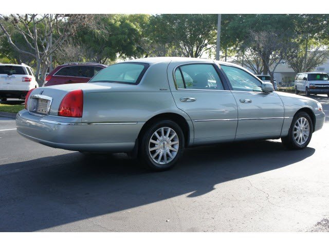 Lincoln Town Car 2007 photo 5