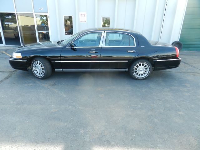 Lincoln Town Car 2007 photo 1