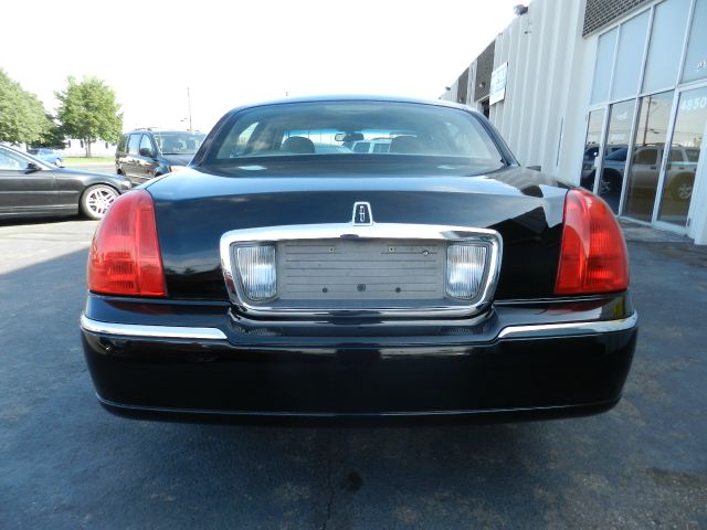 Lincoln Town Car 2007 photo 3