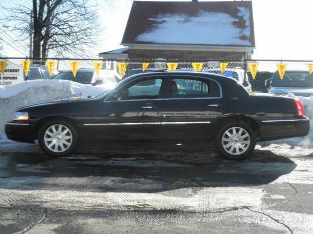 Lincoln Town Car 2007 photo 1