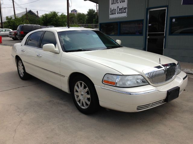 Lincoln Town Car 2007 photo 1