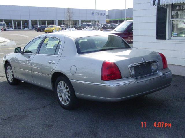 Lincoln Town Car 2007 photo 5