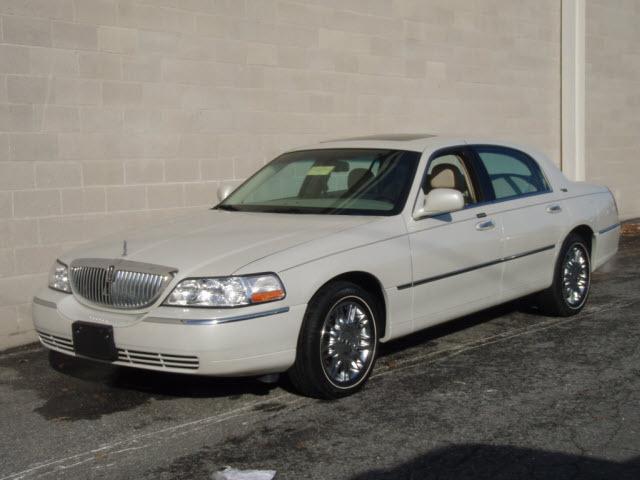 Lincoln Town Car 2007 photo 4