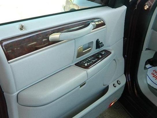 Lincoln Town Car 2007 photo 5