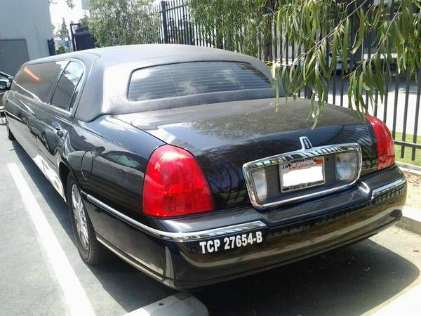 Lincoln Town Car 2008 photo 1