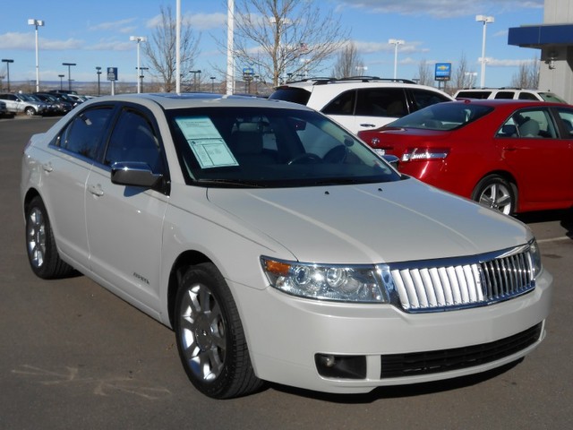 Lincoln ZEPHYR 2006 photo 2