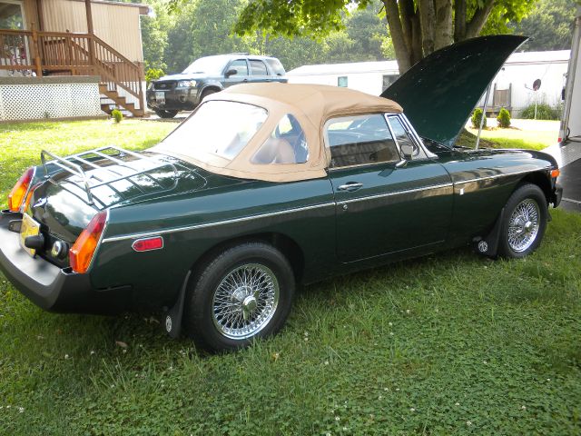 MG MGB 1978 photo 7