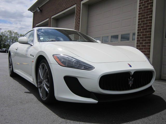 Maserati GranTurismo 2012 photo 30