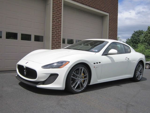 Maserati GranTurismo 2012 photo 7