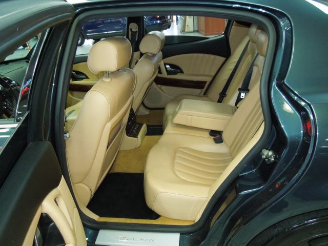 Maserati Quattroporte 2005 photo 10