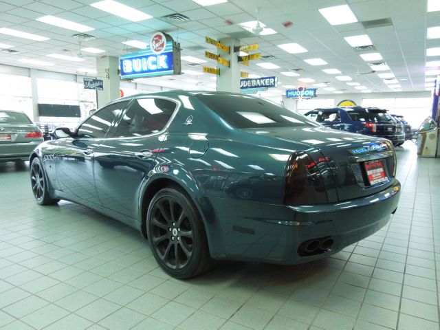 Maserati Quattroporte 2005 photo 6