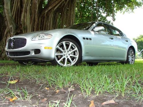 Maserati Quattroporte 2006 photo 2