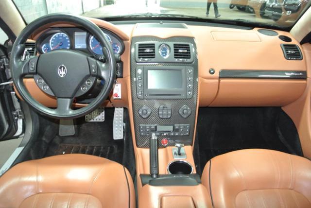 Maserati Quattroporte 2006 photo 2