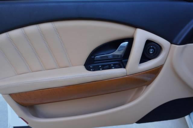 Maserati Quattroporte 2008 photo 51