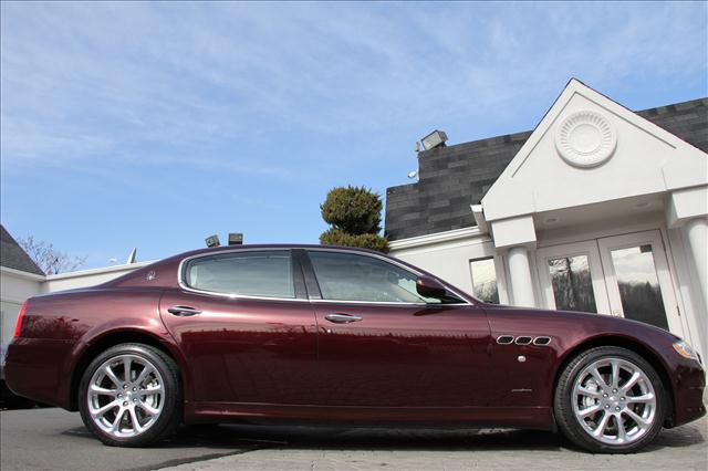 Maserati Quattroporte 2009 photo 2