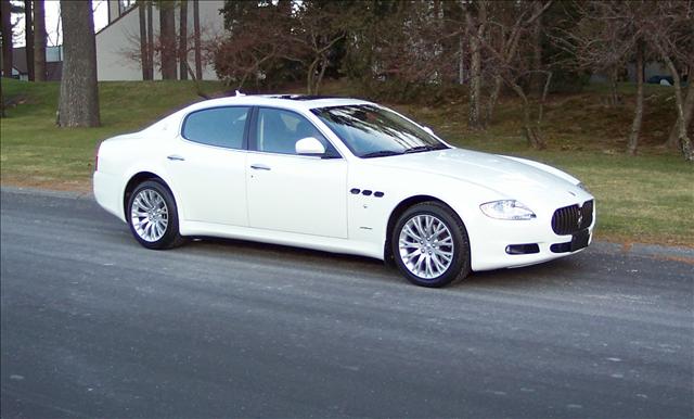 Maserati Quattroporte 2009 photo 5